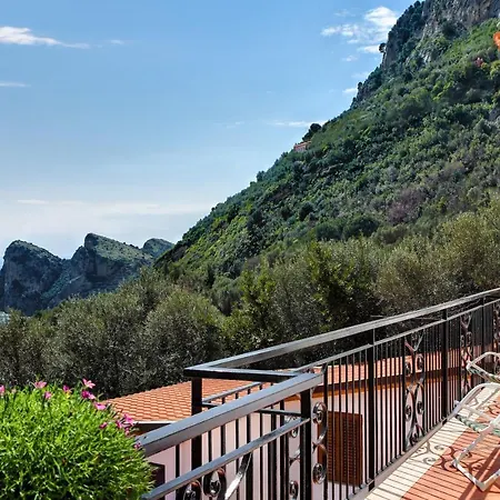 Matisse Nerano By Gocce Apartment Marina del Cantone